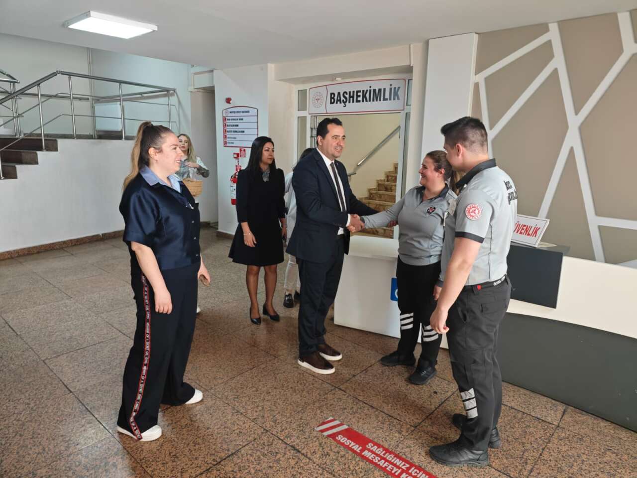 Menteşe Devlet Hastanesi’nde Bayramlaşma Programı Düzenlendi 4